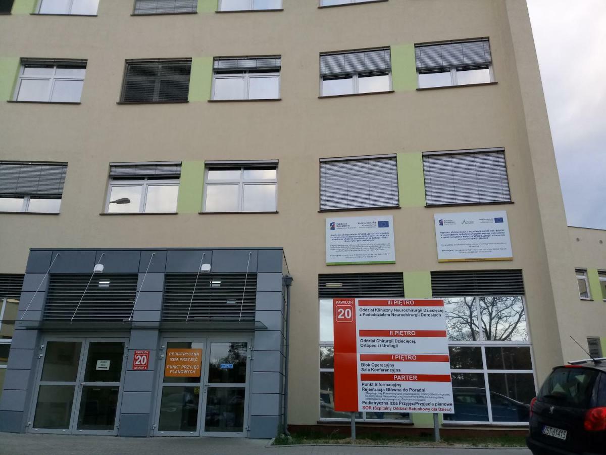 Pomaranczowa Apartment Щецин Экстерьер фото